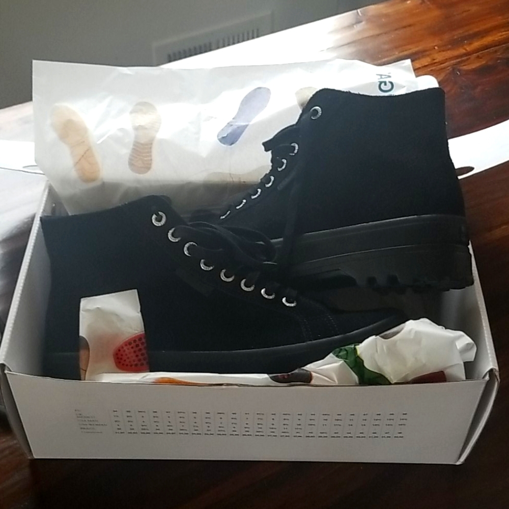 Size 9 Superga Shoes